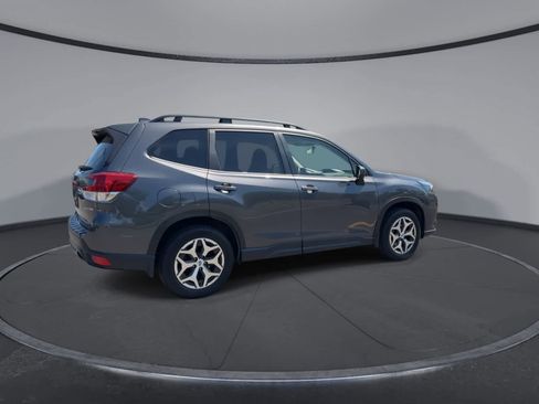 Certified 2023 Subaru Forester Premium AWD/4WD image 8