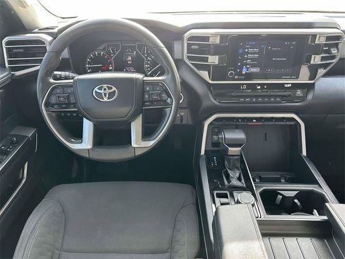 Used 2022 Toyota Tundra SR5 image 10