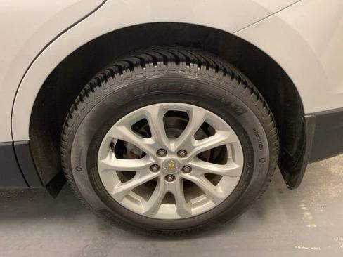 Used 2019 Chevrolet Equinox LT w/ Driver Convenience Package AWD/4WD image 27