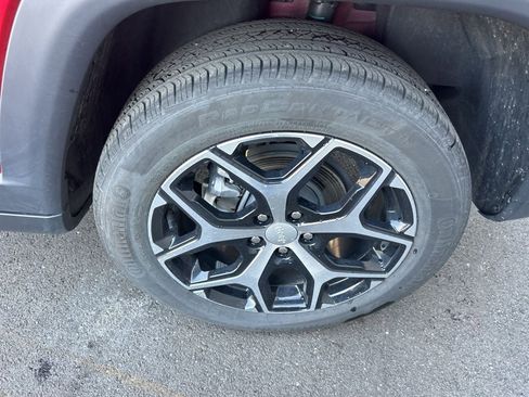 Used 2024 Jeep Compass Limited image 26