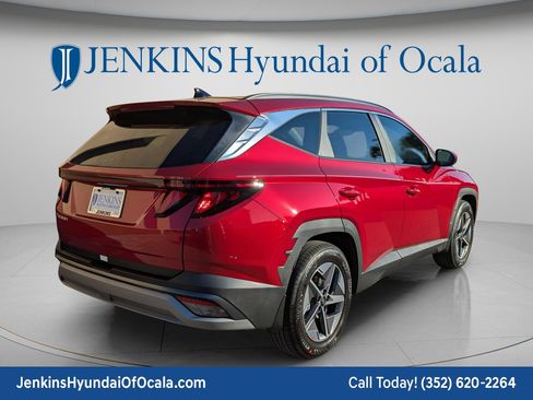 New 2026 Hyundai Tucson SEL FWD image 3