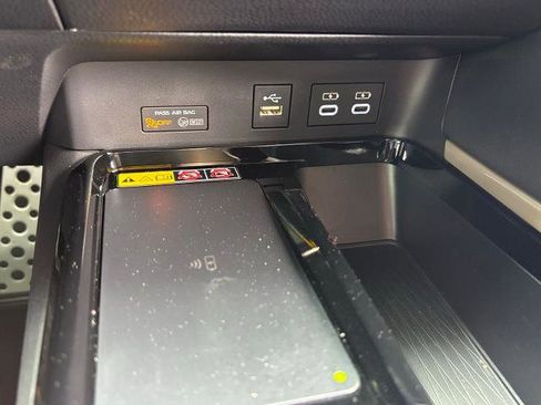 Used 2025 Toyota Camry XSE FWD image 25