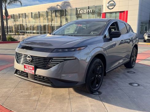 New 2026 Nissan Murano SV image 4