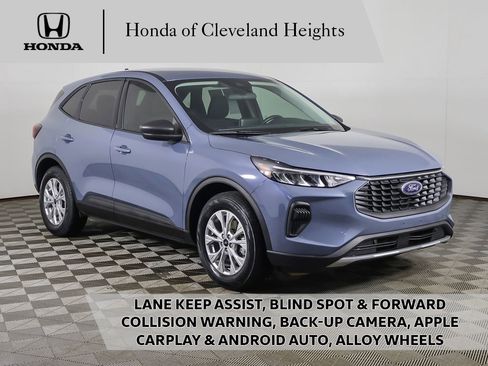Used 2025 Ford Escape Active FWD image 1