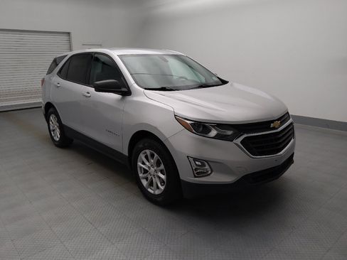 Used 2019 Chevrolet Equinox LS w/ LS Convenience Package image 13