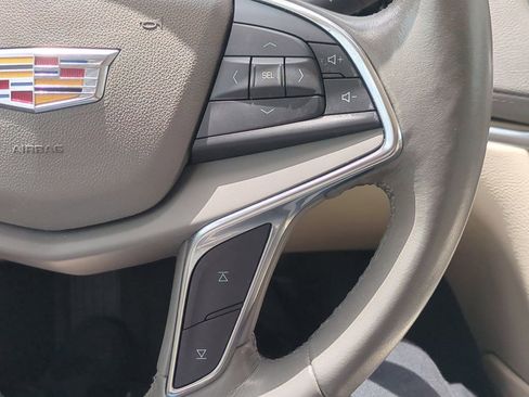 Used 2019 Cadillac XT5 Premium Luxury FWD image 29
