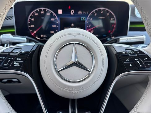 Used 2023 Mercedes-Benz S 500 4MATIC image 11