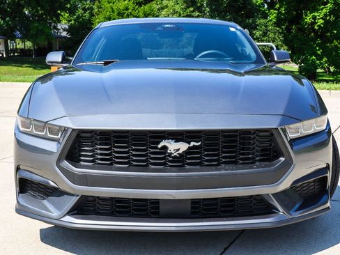 Used 2024 Ford Mustang Coupe RWD image 19
