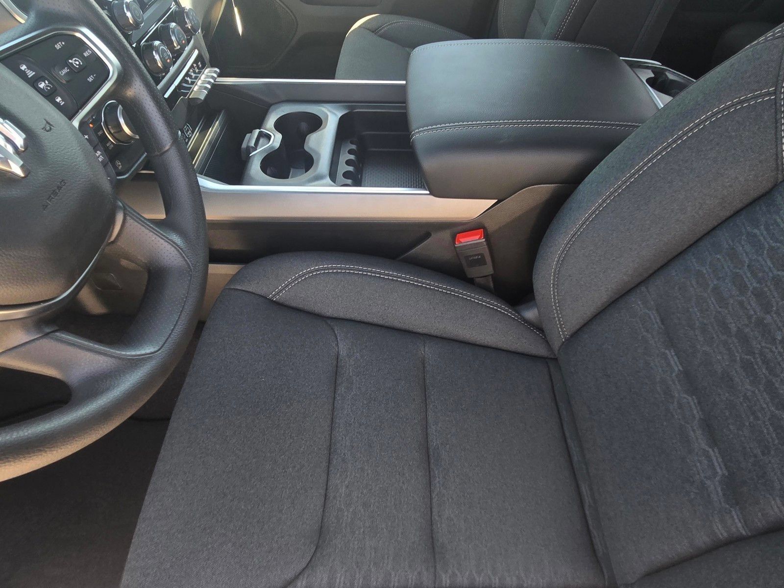 New 2026 RAM 1500 Express AWD/4WD image 11