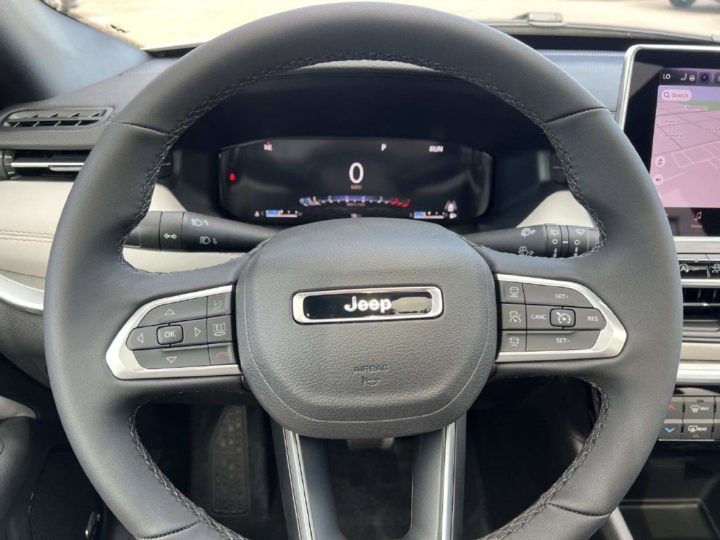Used 2026 Jeep Compass Limited w/ Sun, Sound & Navigation Group AWD/4WD image 21