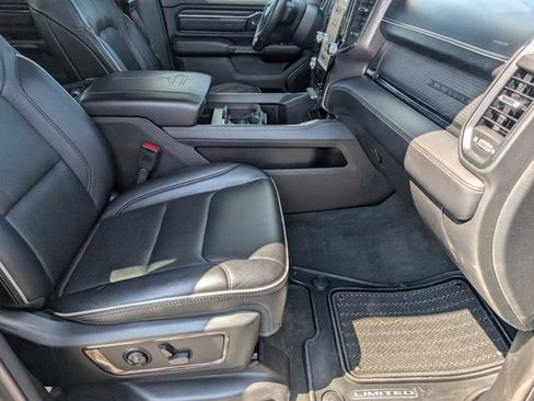 Used 2022 RAM 1500 Limited w/ Body Color Bumper Group AWD/4WD image 29