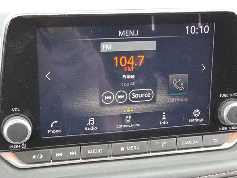 Used 2024 Nissan Rogue S image 20