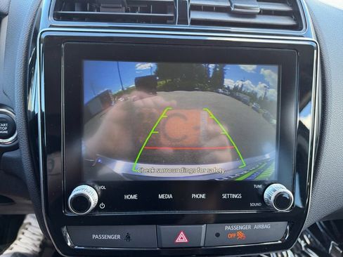 Used 2025 Mitsubishi Outlander Sport AWD image 17