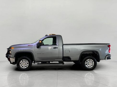 Used 2025 Chevrolet Silverado 3500 W/T w/ Z71 Off-Road Package image 6