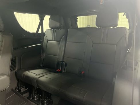 New 2026 Chevrolet Suburban RST w/ RST Capability Package AWD/4WD image 25