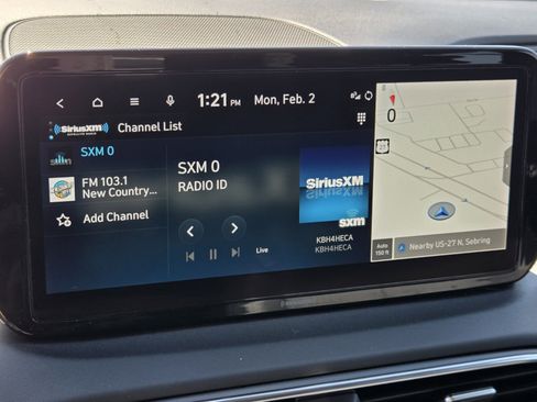 Used 2023 Hyundai Santa Fe SEL w/ Cargo Package image 15