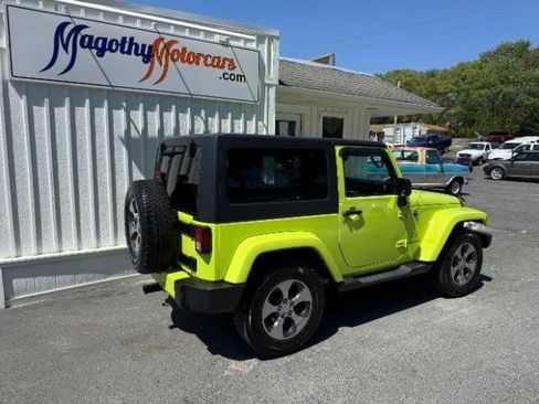 Used 2017 Jeep Wrangler Sahara image 3