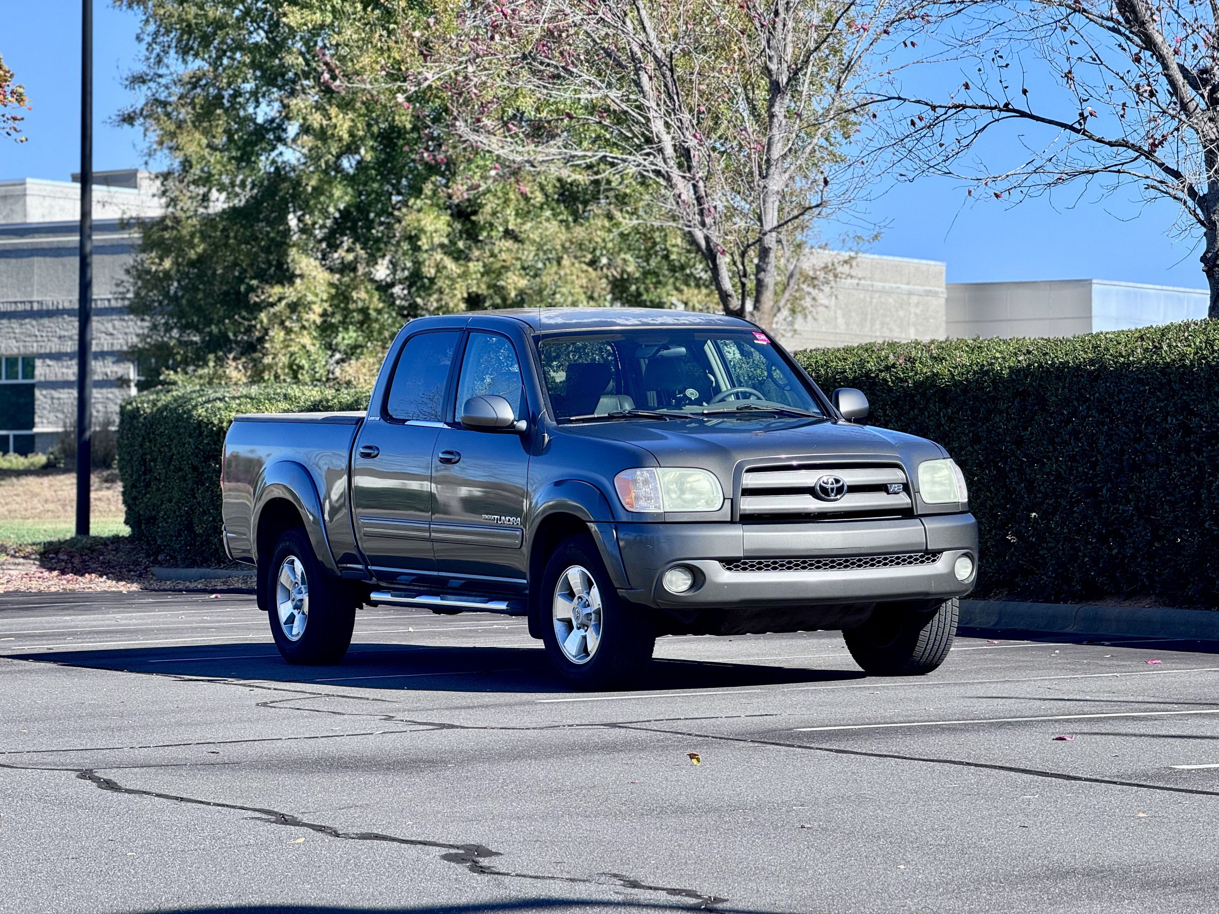 Used 2005 Toyota Tundra Limited w/ All Weather Guard Pkg RWD image 25
