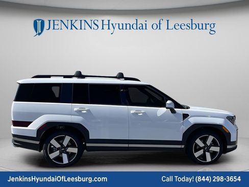 New 2026 Hyundai Santa Fe Limited FWD image 2