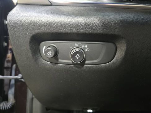 Used 2023 Chevrolet Traverse LT w/ LPO, Floor Liner Package image 31