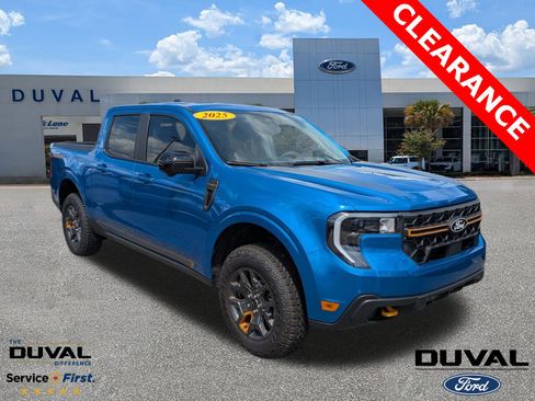 New 2025 Ford Maverick Tremor image 1