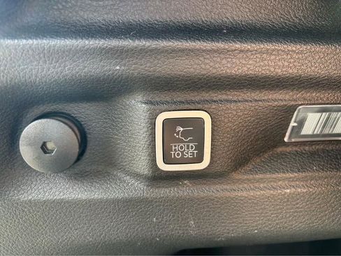 Used 2023 Jeep Grand Cherokee L Limited w/ Trailer Tow Group (B) image 11