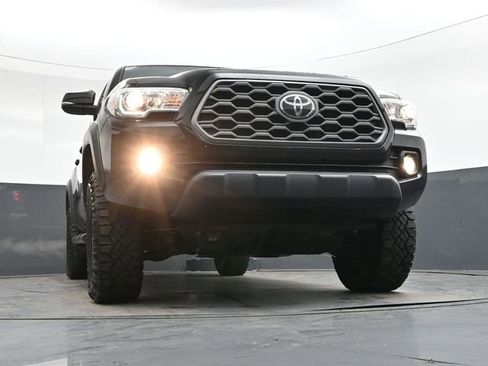 Used 2023 Toyota Tacoma TRD Off-Road image 42