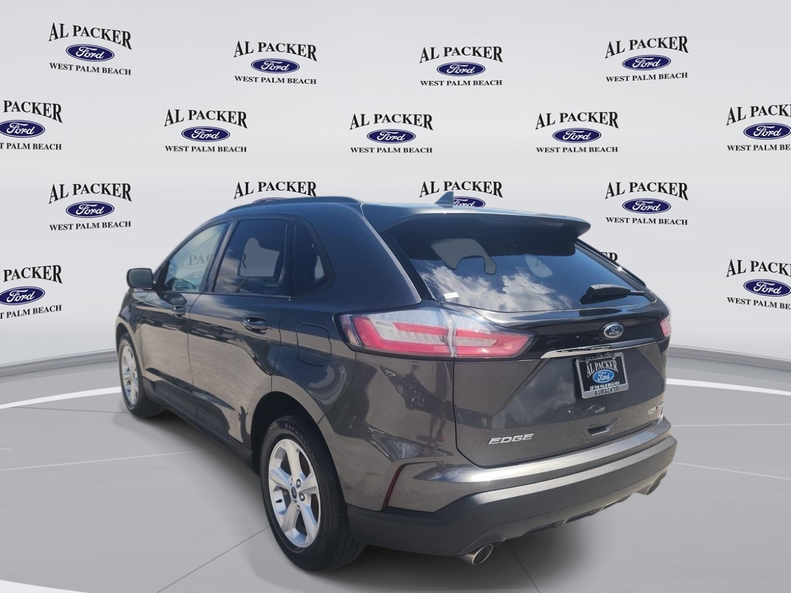 Certified 2020 Ford Edge SE FWD image 4