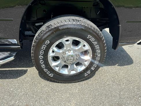 Used 2024 RAM 3500 Laramie w/ Safety Group image 37