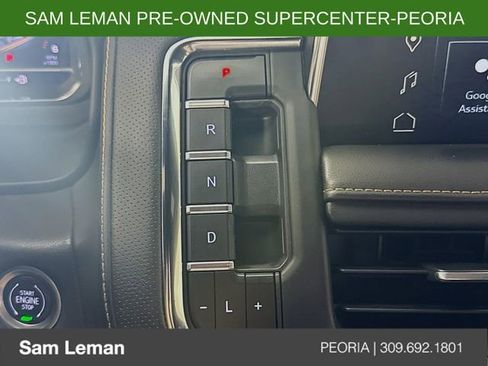 Used 2023 GMC Yukon AT4 w/ AT4 Premium Package AWD/4WD image 16