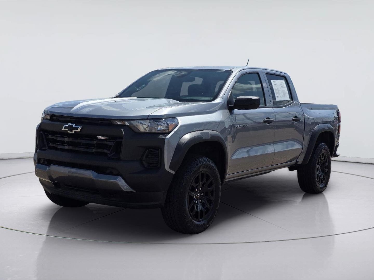 Used 2026 Chevrolet Colorado Trail Boss AWD/4WD image 1