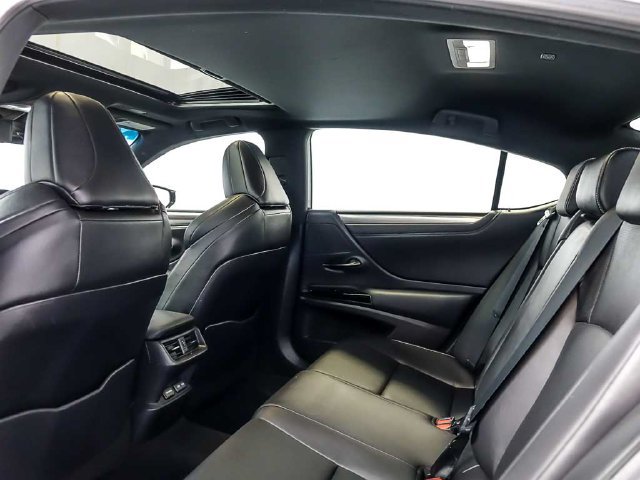 Used 2023 Lexus ES 350 F Sport w/ Accessory Package (Z2) FWD image 16