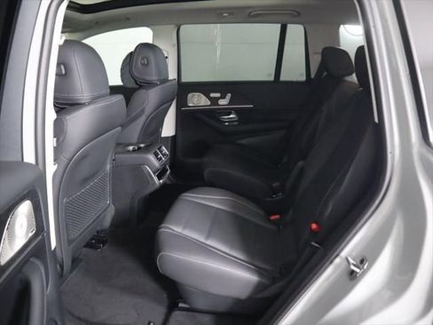 New 2026 Mercedes-Benz GLS 450 4MATIC image 23