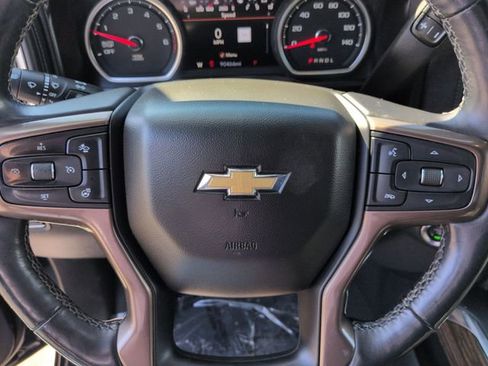 Used 2019 Chevrolet Silverado 1500 High Country w/ Technology Package image 11