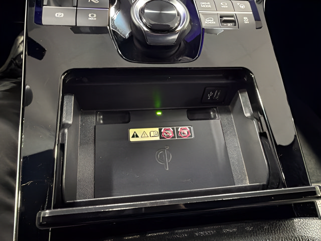 Used 2023 Subaru Solterra AWD image 22