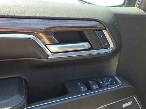 Used 2024 Chevrolet Silverado 1500 LT Trail Boss w/ LT Trail Boss Premium Package AWD/4WD image 21
