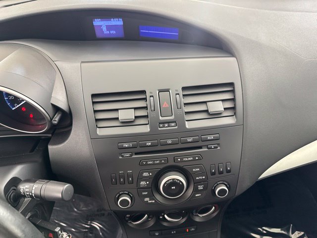 Used 2012 MAZDA MAZDA3 i Touring FWD image 26
