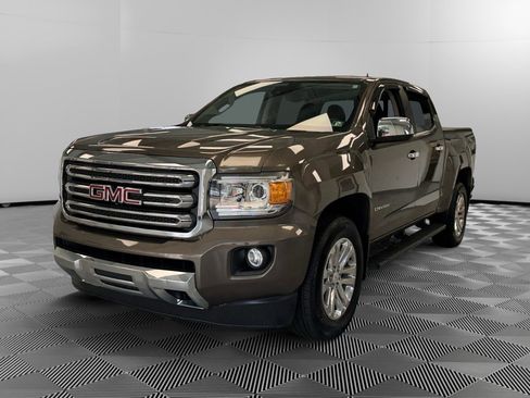 Used 2016 GMC Canyon SLT w/ Driver Alert Package AWD/4WD image 4
