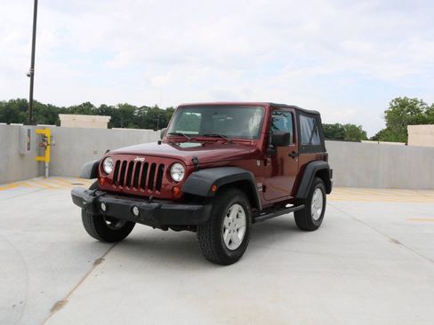 Used 2010 Jeep Wrangler Rubicon w/ PWR Convenience Group AWD/4WD image 25