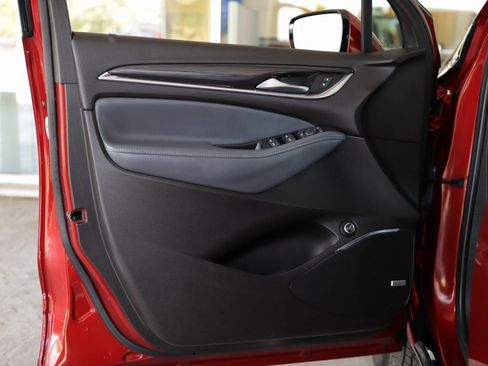 Used 2022 Buick Enclave Essence w/ Sport Touring Edition image 24