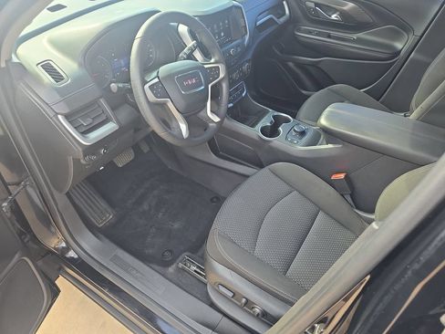 Used 2022 GMC Terrain SLE w/ Driver Convenience Package FWD image 17