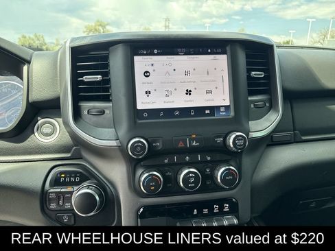 Used 2022 RAM 1500 Big Horn AWD/4WD image 16