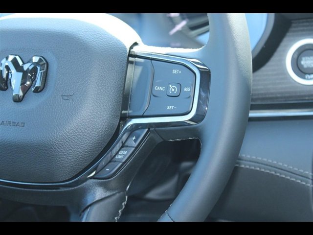 Used 2024 RAM 1500 Limited AWD/4WD image 13