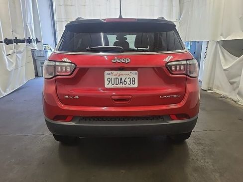 Used 2025 Jeep Compass Limited AWD/4WD image 3