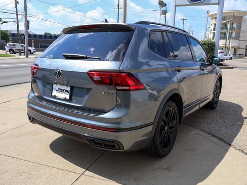 Used 2022 Volkswagen Tiguan SE R-Line AWD/4WD image 5