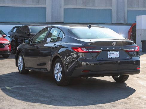 New 2026 Toyota Camry LE FWD image 7