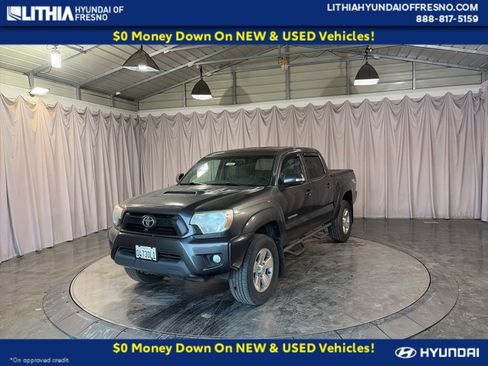 Used 2013 Toyota Tacoma PreRunner image 1
