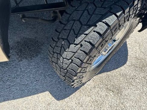 Used 2001 Ford F250 Lariat AWD/4WD image 14