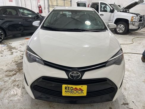 Used 2019 Toyota Corolla L image 2