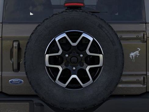 New 2025 Ford Bronco Outer Banks image 24